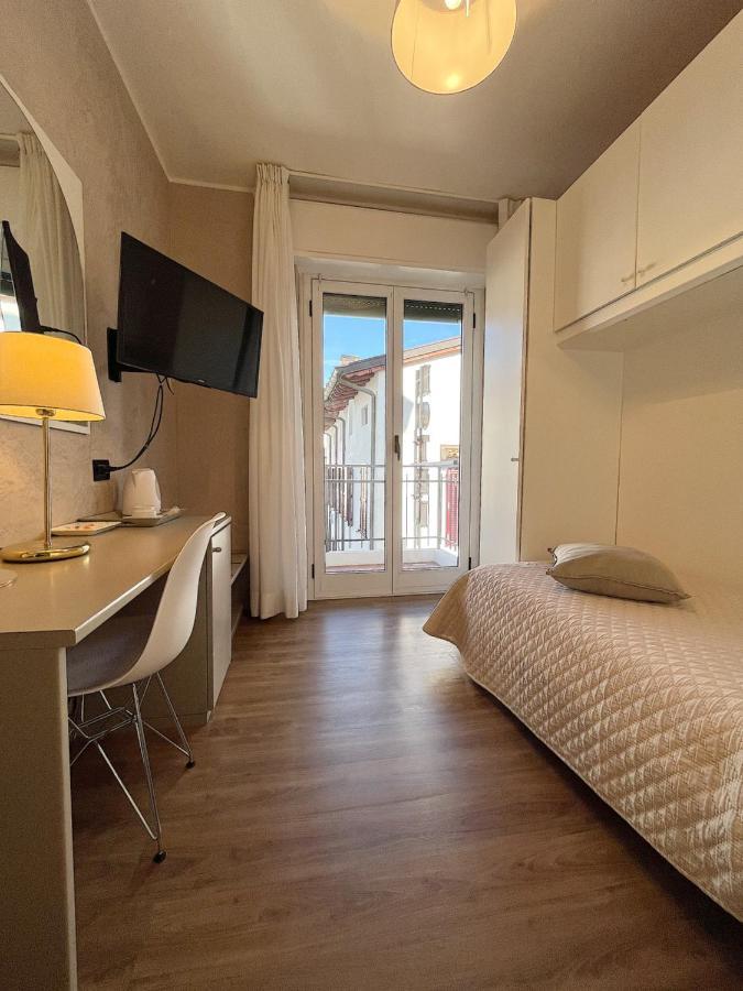 Hotel Regina Градо Экстерьер фото