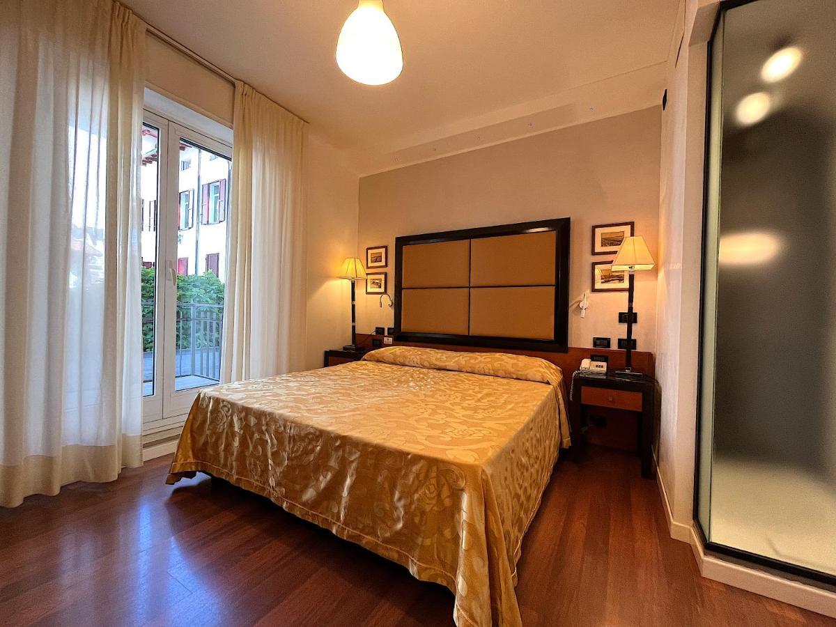 Hotel Regina Градо Экстерьер фото